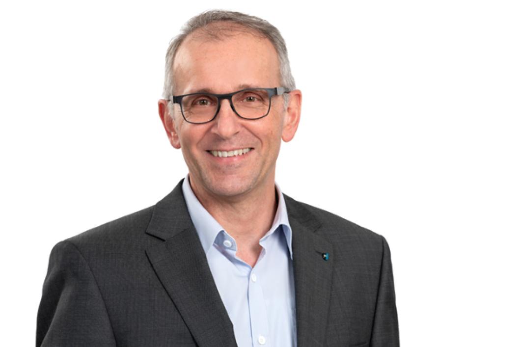 Adrian Schwammberger ist Leiter Netzinfrastruktur und Betrieb bei der AEW Energie AG und Mitglied von OSTRAL.