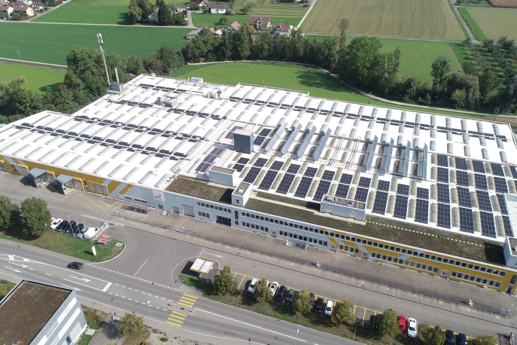 Sonnenenergie sorgt für nachhaltige Produktion bei der Zehnder Group in Gränichen