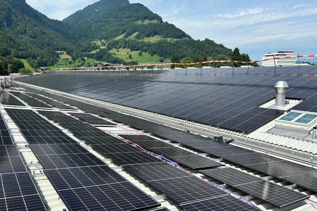 PV-Contracting Swisspearl Schweiz AG