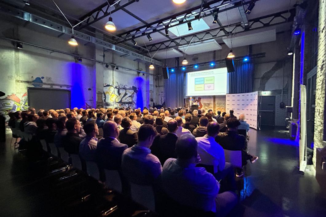 Das gut besuchte Strom Forum der AEW Energie AG fand am 26.3.2024 in der Aeschbachhalle in Aarau statt. 